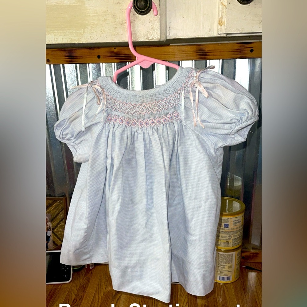 Brand names starting out! Size 12 months, comes with diaper cover!